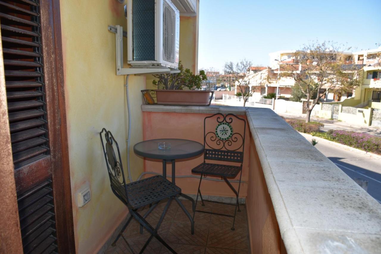 B&B Il Girasole อัสเซมินิ ภายนอก รูปภาพ