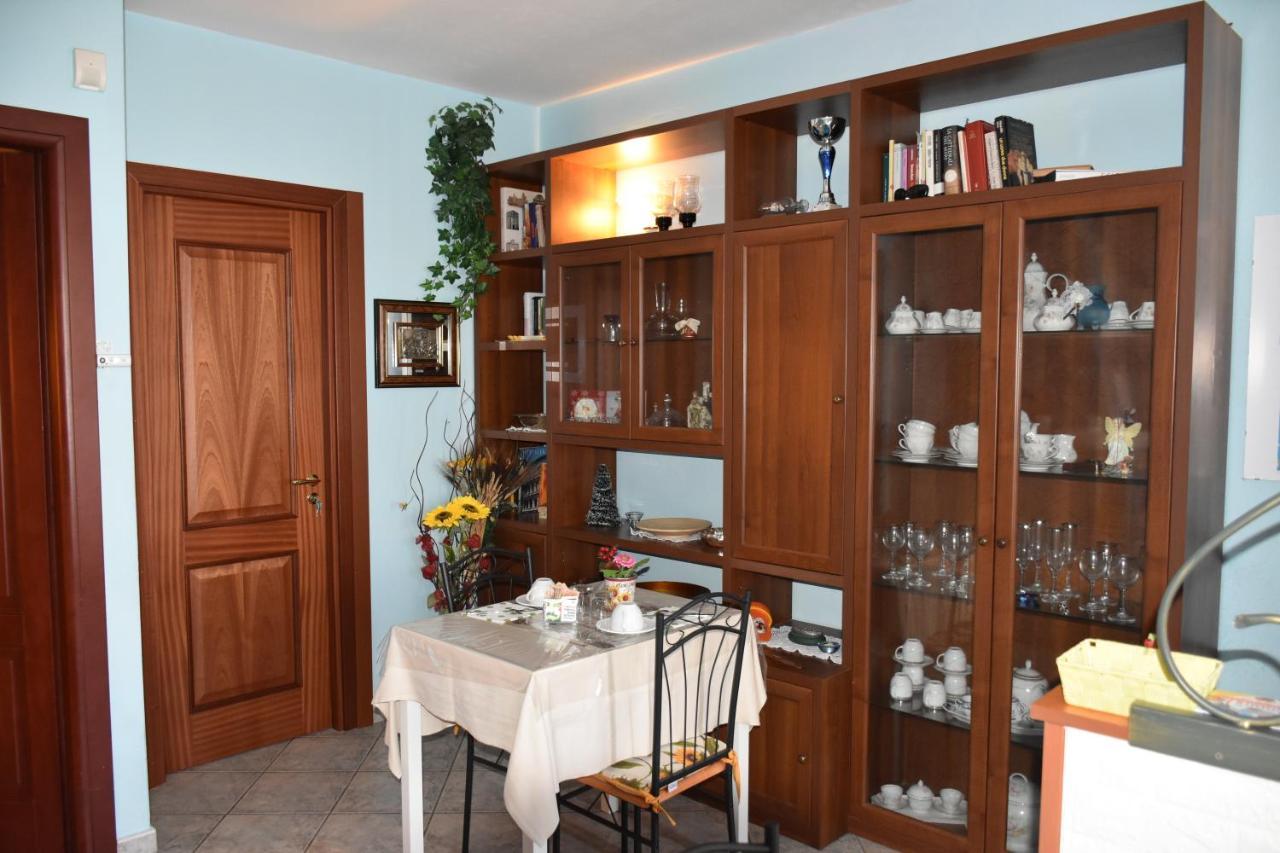B&B Il Girasole อัสเซมินิ ภายนอก รูปภาพ