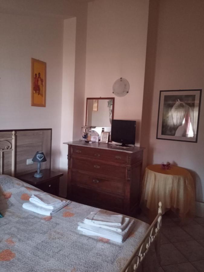 B&B Il Girasole อัสเซมินิ ภายนอก รูปภาพ